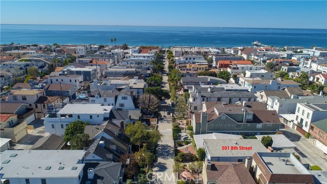 501 8th Street, Manhattan Beach, California 90266, 3 Bedrooms Bedrooms, ,2 BathroomsBathrooms,Residential,Sold,8th,SB18037612