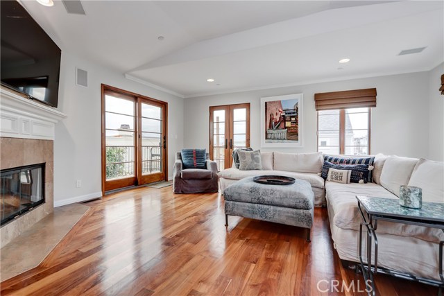 3105 Alma Avenue, Manhattan Beach, California 90266, 3 Bedrooms Bedrooms, ,3 BathroomsBathrooms,Residential,Sold,Alma,SB20213387