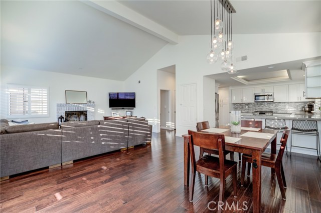 111 Guadalupe Avenue, Redondo Beach, California 90277, 4 Bedrooms Bedrooms, ,3 BathroomsBathrooms,Residential,Sold,Guadalupe,SB20243736