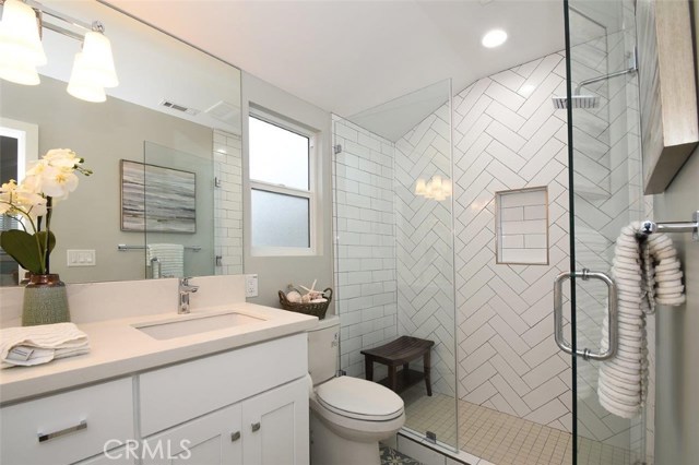 3404 Gibson Place, Redondo Beach, California 90278, 4 Bedrooms Bedrooms, ,2 BathroomsBathrooms,Residential,Sold,Gibson,SB19083979