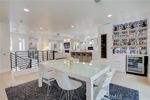 1921 Ruhland Avenue, Redondo Beach, California 90278, 4 Bedrooms Bedrooms, ,4 BathroomsBathrooms,Residential,Sold,Ruhland,SB20053880