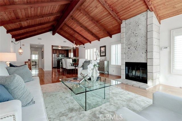 1231 7th Place, Hermosa Beach, California 90254, 3 Bedrooms Bedrooms, ,2 BathroomsBathrooms,Residential,Sold,7th,SB19266684