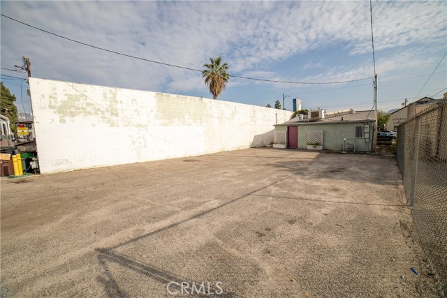 Commercial for Sale in Burbank, California