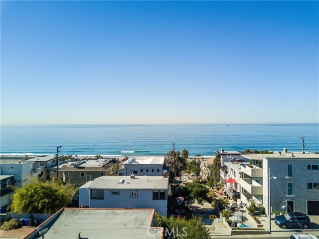 2819 Vista Drive, Manhattan Beach, California 90266, 2 Bedrooms Bedrooms, ,1 BathroomBathrooms,Residential,Sold,Vista,SB18035467