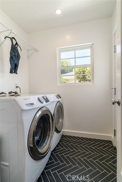 2904 Gibson Place, Redondo Beach, California 90278, 3 Bedrooms Bedrooms, ,1 BathroomBathrooms,Residential,Sold,Gibson,SB19198639