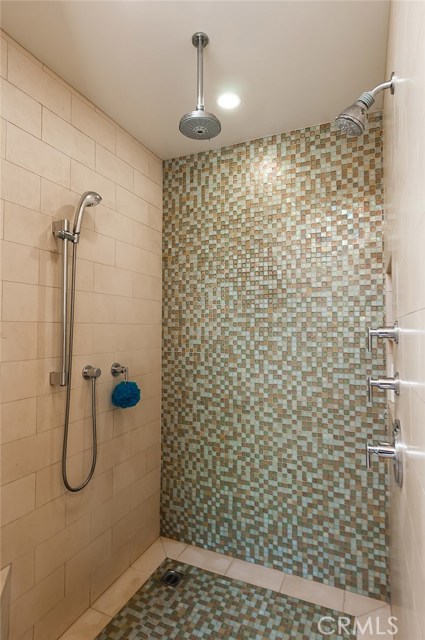 3 showerheads