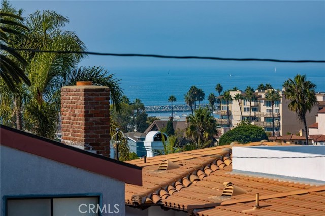 513 Camino Real, Redondo Beach, California 90277, 5 Bedrooms Bedrooms, ,2 BathroomsBathrooms,Residential,Sold,Camino Real,SB20152280