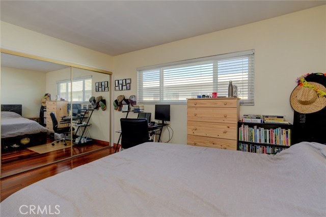 2411 Prospect Avenue, Hermosa Beach, California 90254, 2 Bedrooms Bedrooms, ,1 BathroomBathrooms,Residential,Sold,Prospect,PV21018922