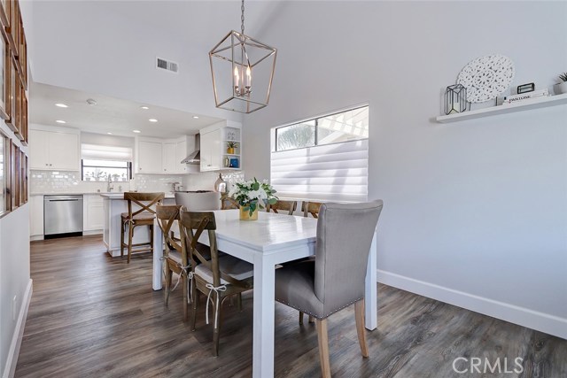 1920 Voorhees Avenue, Redondo Beach, California 90278, 3 Bedrooms Bedrooms, ,3 BathroomsBathrooms,Residential,Sold,Voorhees,SB19186018