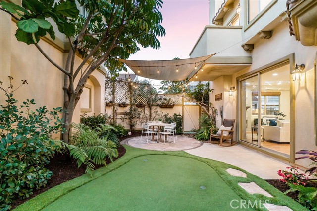 2205 Bataan Road, Redondo Beach, California 90278, 4 Bedrooms Bedrooms, ,2 BathroomsBathrooms,Residential,Sold,Bataan,SB21028116
