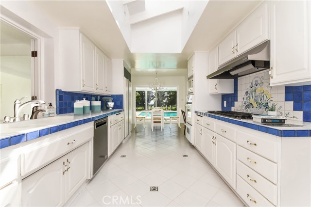 Kitchen and Breakfast Nook Virtually Staged