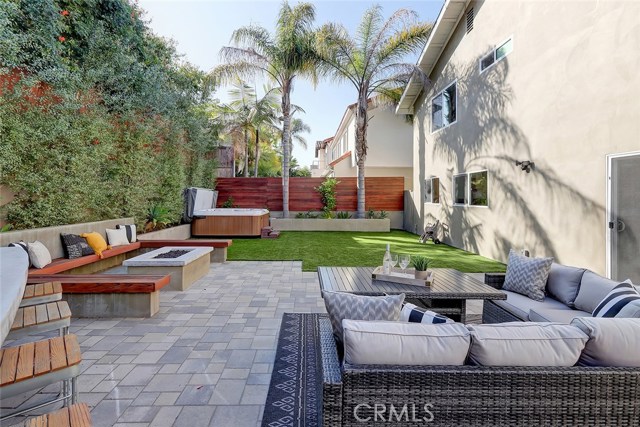 1117 Goodman Avenue, Redondo Beach, California 90278, 3 Bedrooms Bedrooms, ,2 BathroomsBathrooms,Residential,Sold,Goodman,SB20118226