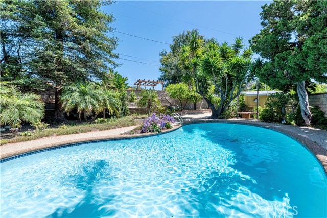 2037 Upland Street, Rancho Palos Verdes, California 90275, 4 Bedrooms Bedrooms, ,3 BathroomsBathrooms,Residential,Sold,Upland,SB20101811