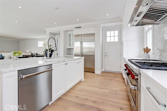 2205 Vista, Manhattan Beach, California 90266, 4 Bedrooms Bedrooms, ,3 BathroomsBathrooms,Residential,Sold,Vista,SB20089456