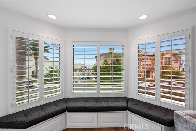 712 Highland Avenue, Manhattan Beach, California 90266, 3 Bedrooms Bedrooms, ,4 BathroomsBathrooms,Residential,Sold,Highland,SB21087613