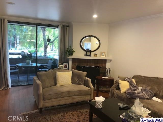 Photo of 21931 Burbank Blvd Boulevard #5, Woodland Hills, CA 91367