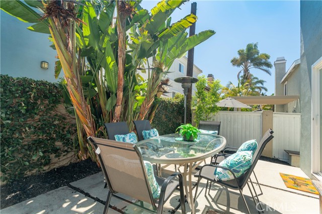 2409 Blossom Lane, Redondo Beach, California 90278, 3 Bedrooms Bedrooms, ,1 BathroomBathrooms,Residential,Sold,Blossom,SB21122284
