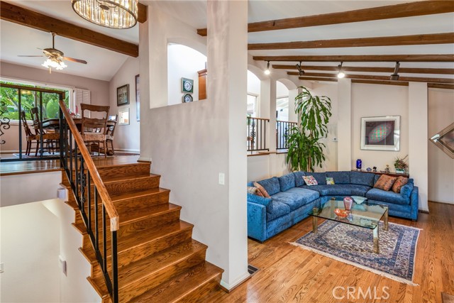 2217 Valley Drive, Manhattan Beach, California 90266, 4 Bedrooms Bedrooms, ,2 BathroomsBathrooms,Residential,Sold,Valley,SB21051487