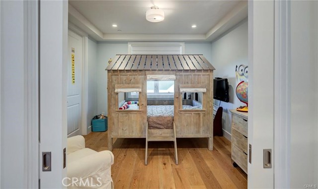 548 Pine Street, Hermosa Beach, California 90254, 4 Bedrooms Bedrooms, ,3 BathroomsBathrooms,Residential,Sold,Pine,SB19142992