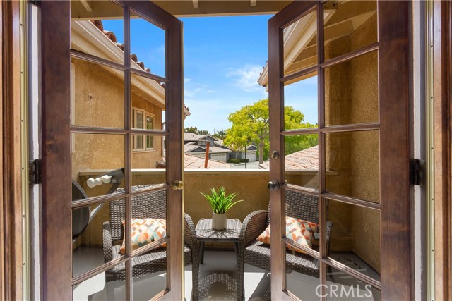 35 Malaga Place, Manhattan Beach, California 90266, 3 Bedrooms Bedrooms, ,2 BathroomsBathrooms,Residential,Sold,Malaga,SB20135980