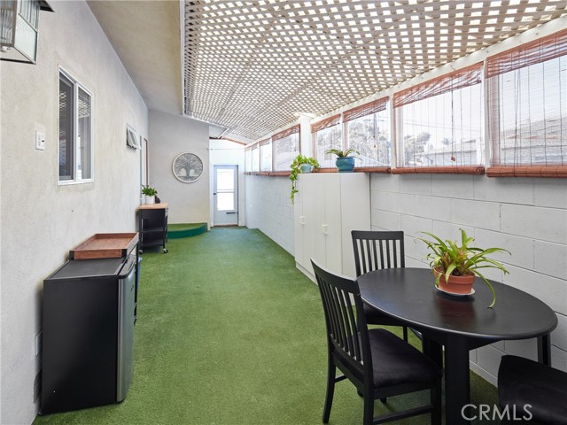 3 Bed Home for Sale in Hawthorne, California