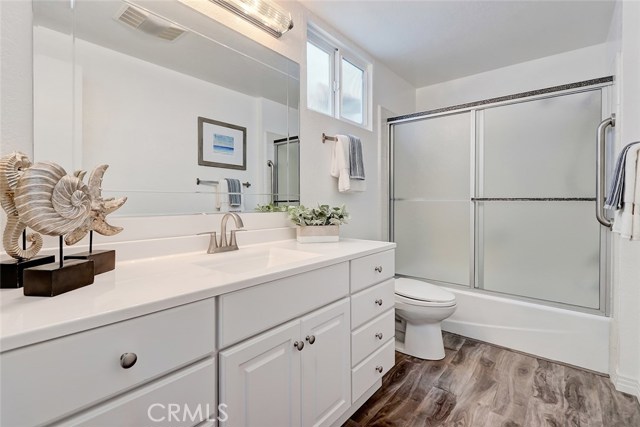 1704 Haynes Lane, Redondo Beach, California 90278, 3 Bedrooms Bedrooms, ,2 BathroomsBathrooms,Residential,Sold,Haynes,SB19142803