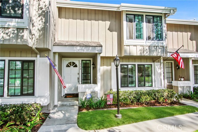 Photo of 324 Spinnaker Way, Seal Beach, CA 90740