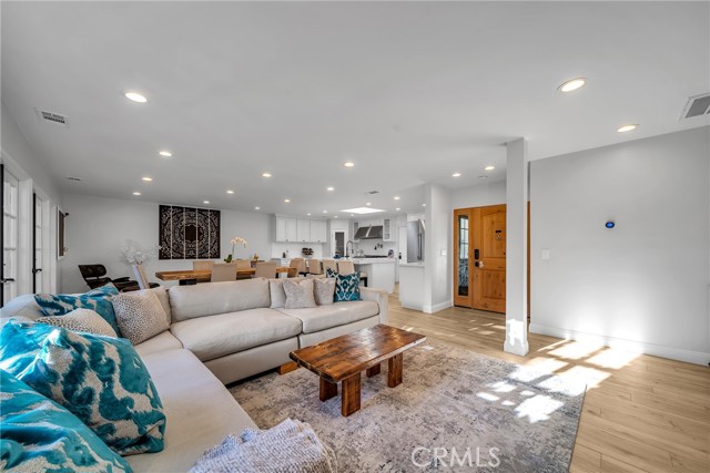 27815 Montereina Drive, Rancho Palos Verdes, California 90275, 3 Bedrooms Bedrooms, ,2 BathroomsBathrooms,Residential,Sold,Montereina,SB21146041