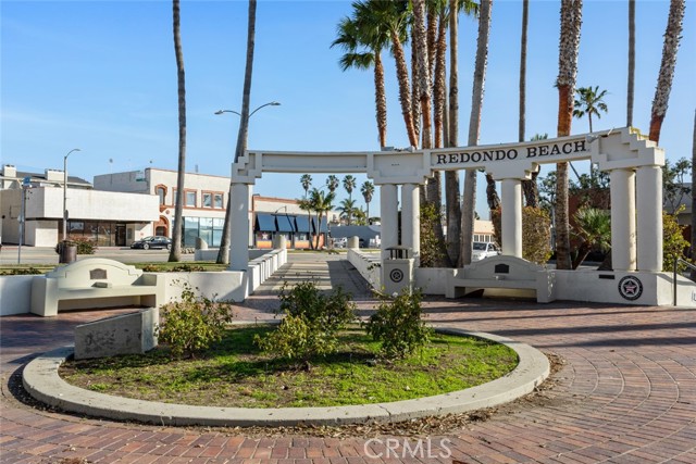 1800 Pacific Coast Highway, Redondo Beach, California 90277, 3 Bedrooms Bedrooms, ,1 BathroomBathrooms,Residential,Sold,Pacific Coast,PV21021931
