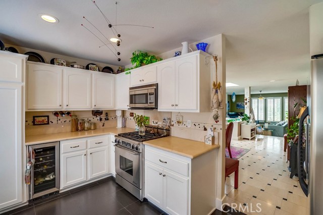 710 Beryl Street, Redondo Beach, California 90277, 3 Bedrooms Bedrooms, ,3 BathroomsBathrooms,Residential,Sold,Beryl,SB20099707