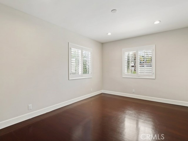 3 Bed Home for Sale in Encino, California