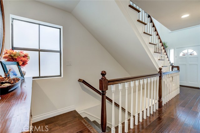 111 Guadalupe Avenue, Redondo Beach, California 90277, 4 Bedrooms Bedrooms, ,3 BathroomsBathrooms,Residential,Sold,Guadalupe,SB20243736