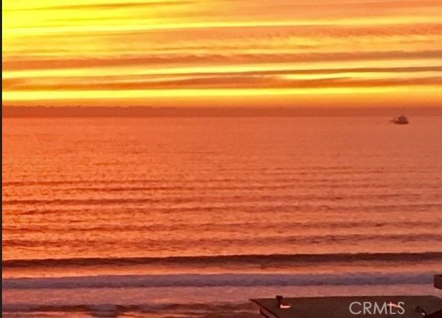 300 28th Street, Manhattan Beach, California 90266, 3 Bedrooms Bedrooms, ,3 BathroomsBathrooms,Residential,Sold,28th,SB20234864