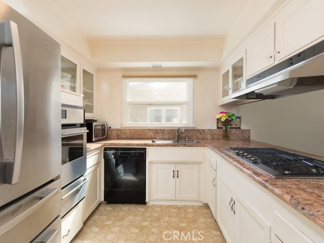 2142 Santa Rena Drive, Rancho Palos Verdes, California 90275, 4 Bedrooms Bedrooms, ,2 BathroomsBathrooms,Residential,Sold,Santa Rena,PV18037589