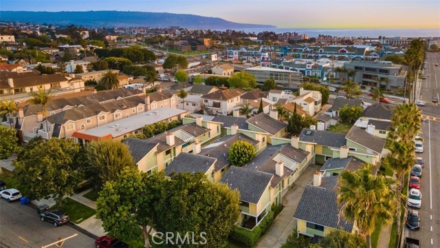 627 Guadalupe Avenue, Redondo Beach, California 90277, 3 Bedrooms Bedrooms, ,1 BathroomBathrooms,Residential,Sold,Guadalupe,SB21051197