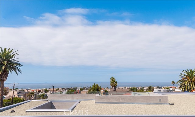 515 Prospect Avenue, Hermosa Beach, California 90254, 5 Bedrooms Bedrooms, ,2 BathroomsBathrooms,Residential,Sold,Prospect,SB17214079