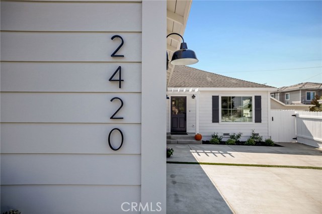 2420 Robinson Street, Redondo Beach, California 90278, 3 Bedrooms Bedrooms, ,1 BathroomBathrooms,Residential,Sold,Robinson,SB20208092