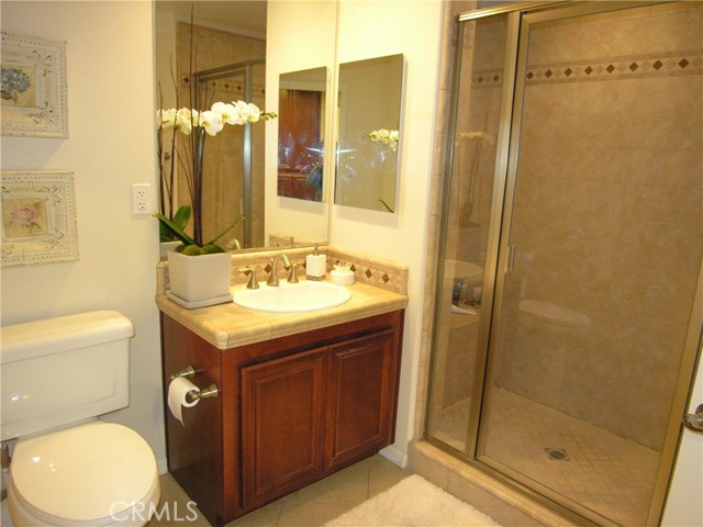 2001 Artesia Boulevard, Redondo Beach, California 90278, 2 Bedrooms Bedrooms, ,1 BathroomBathrooms,Residential,Sold,Artesia,SB20065471