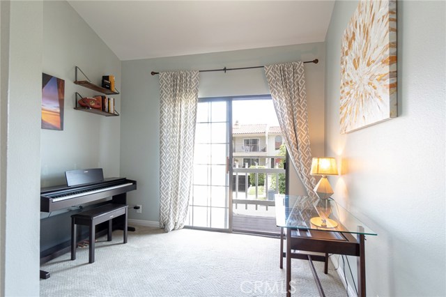 412 Avenue G, Redondo Beach, California 90277, 3 Bedrooms Bedrooms, ,2 BathroomsBathrooms,Residential,Sold,Avenue G,SB20109208