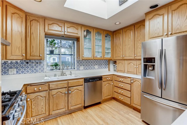 1500 Lynngrove Drive, Manhattan Beach, California 90266, 3 Bedrooms Bedrooms, ,1 BathroomBathrooms,Residential,Sold,Lynngrove,PT20027087