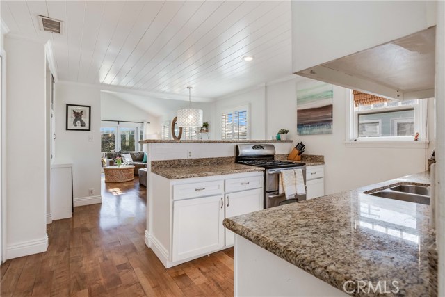 3613 Oak Avenue, Manhattan Beach, California 90266, 3 Bedrooms Bedrooms, ,2 BathroomsBathrooms,Residential,Sold,Oak,SB21018424