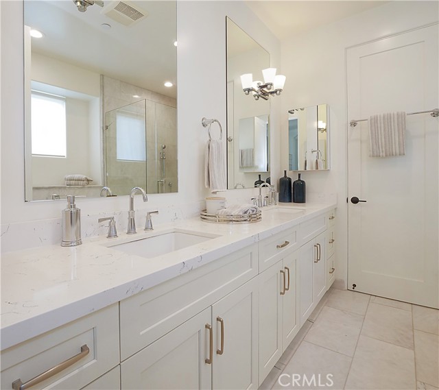 2606 Voorhees Avenue, Redondo Beach, California 90278, 3 Bedrooms Bedrooms, ,2 BathroomsBathrooms,Residential,Sold,Voorhees,SB21126810