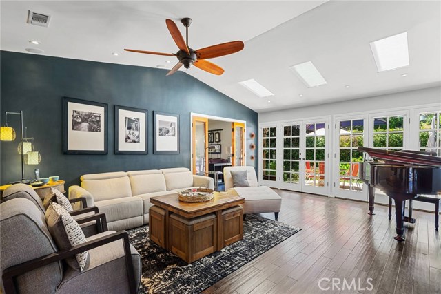 2133 Redondela Drive, Rancho Palos Verdes, California 90275, 4 Bedrooms Bedrooms, ,Residential,Sold,Redondela,PV20089972