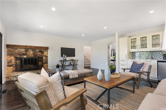 30 Harbor Sight Drive, Rolling Hills Estates, California 90274, 4 Bedrooms Bedrooms, ,3 BathroomsBathrooms,Residential,Sold,Harbor Sight,SB19183818