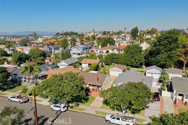 423 Avenue D, Redondo Beach, California 90277, 3 Bedrooms Bedrooms, ,1 BathroomBathrooms,Residential,Sold,Avenue D,SB20241282