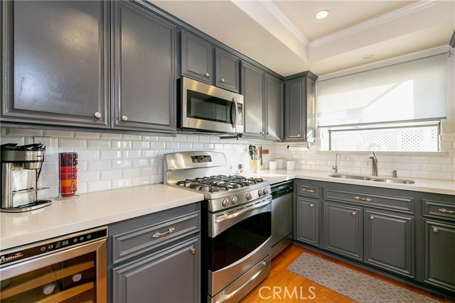 2408 Rockefeller Lane, Redondo Beach, California 90278, 3 Bedrooms Bedrooms, ,2 BathroomsBathrooms,Residential,Sold,Rockefeller,SB19003633