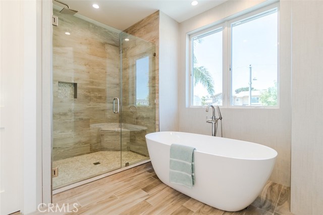 2200 Harkness Street, Manhattan Beach, California 90266, 5 Bedrooms Bedrooms, ,4 BathroomsBathrooms,Residential,Sold,Harkness,SB18090113