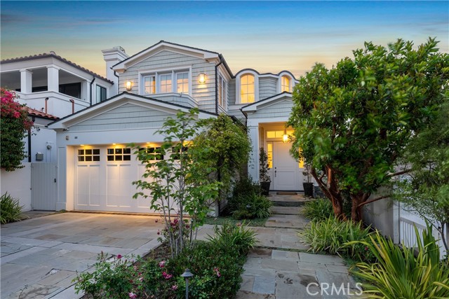 877 8th Street, Manhattan Beach, California 90266, 6 Bedrooms Bedrooms, ,4 BathroomsBathrooms,Residential,Sold,8th,SB21096044