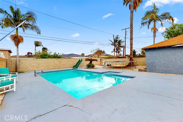 3 Bed Home for Sale in Compton, California