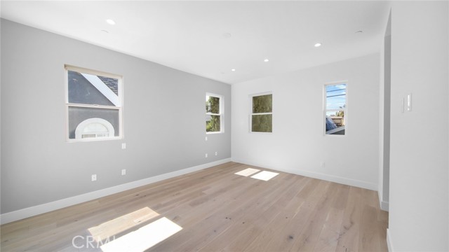 2421 Voorhees Avenue, Redondo Beach, California 90278, 4 Bedrooms Bedrooms, ,3 BathroomsBathrooms,Residential,Sold,Voorhees,PV21111181